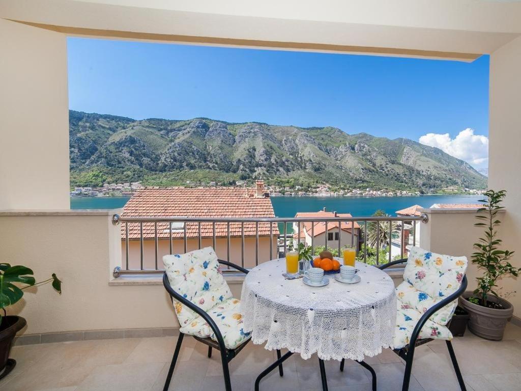 Apartments Castello Kotor Buitenkant foto